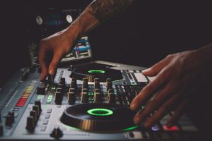 DJ SAMBAUS
